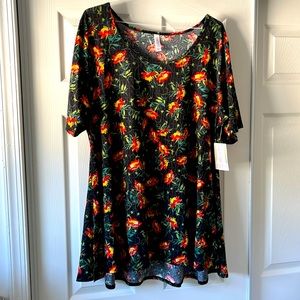 LuLaRoe Floral Botanical Short Sleeve Top with Side Vents